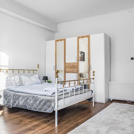 Apartmán Adorable 2Br Apt. Near Millenium Tower And Danube Vídeň Exteriér fotografie